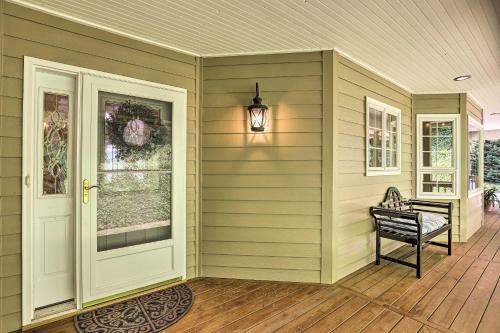 Spacious Home Less Than 8 Mi To Main Street And Hikes