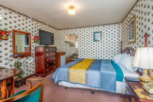 Hotel Parkway Inn