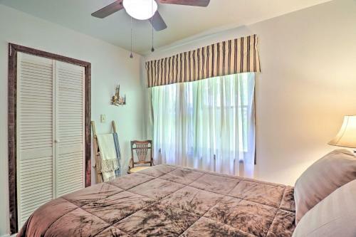 Creekside Home With Fire Pit, Less Than 15 Mi To Hiking