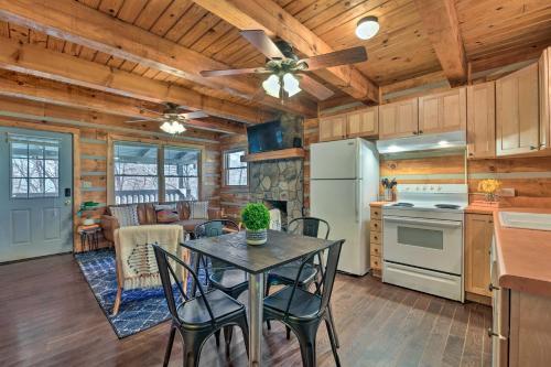 Pet-friendly Whittier Cabin With Covered Porch!