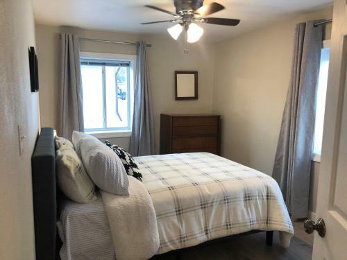 Burrel Avenue Apartments