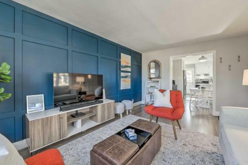 Mid-century Modern Cottage In Ardmore Area!