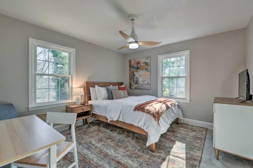Mid-century Modern Cottage In Ardmore Area!