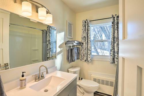 Welcoming Bismarck Apartment In Heart Of Town