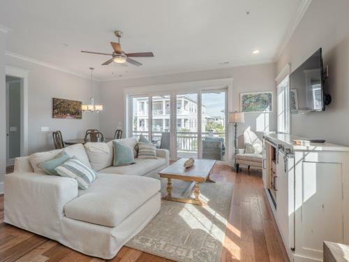 15 Steps From Beach Access! Brand New Duplex