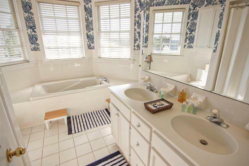 Early Dawn By Sea Scape Properties