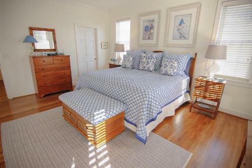 Early Dawn By Sea Scape Properties