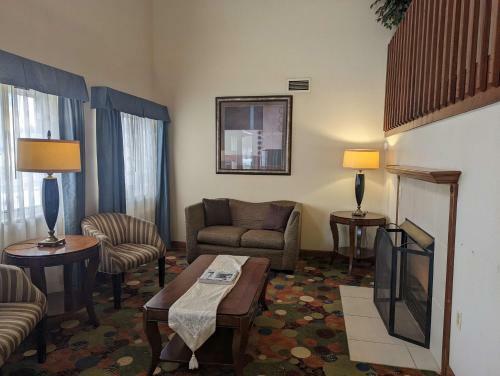Surestay Plus Hotel By Best Western Ashland
