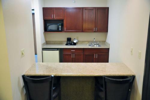 Surestay Plus Hotel By Best Western Ashland
