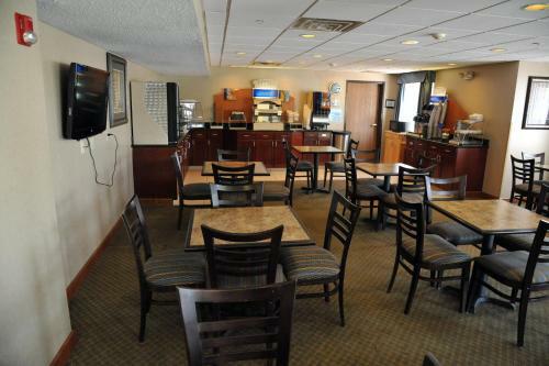 Surestay Plus Hotel By Best Western Ashland