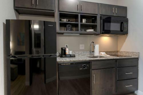 Hotel Mainstay Suites Cincinnati University - Uptown