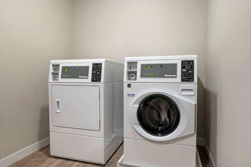 Hotel Mainstay Suites Cincinnati University - Uptown
