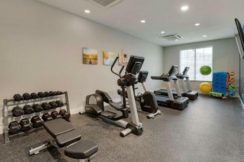 Hotel Mainstay Suites Cincinnati University - Uptown