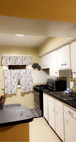 3br Boho Residential Close To Downtown