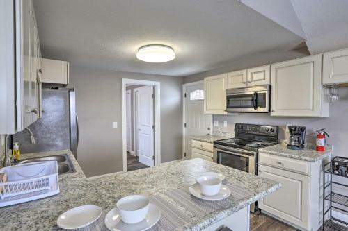 Apartamento Updated Lake Erie Home 30 Min To Cedar Point!
