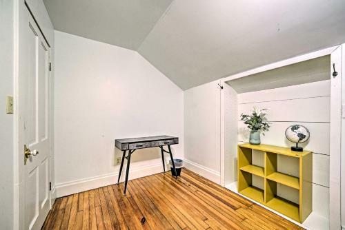 Updated Columbus Guest House Walk To Dining!