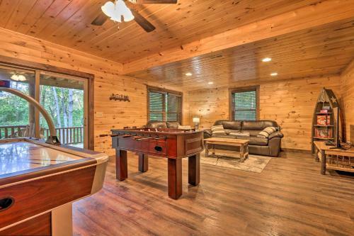 Serenity Now Cabin With Fire Pit And Game Room!