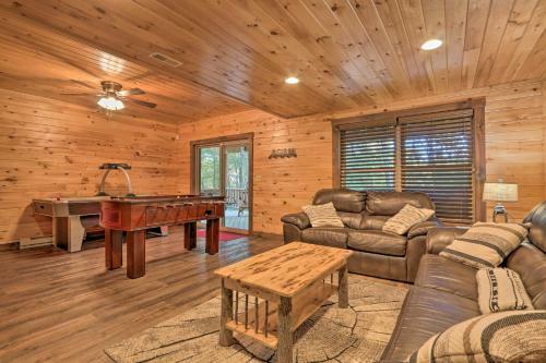 Serenity Now Cabin With Fire Pit And Game Room!