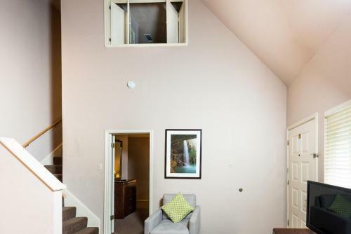Hotel Habitat Suites