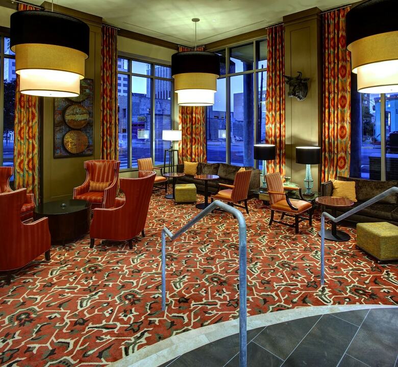 Hotel Hampton Inn And Suites Austin University Capitol