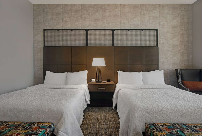 Hotel Hampton Inn And Suites Austin University Capitol