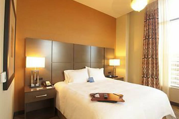 Hotel Hampton Inn And Suites Austin University Capitol