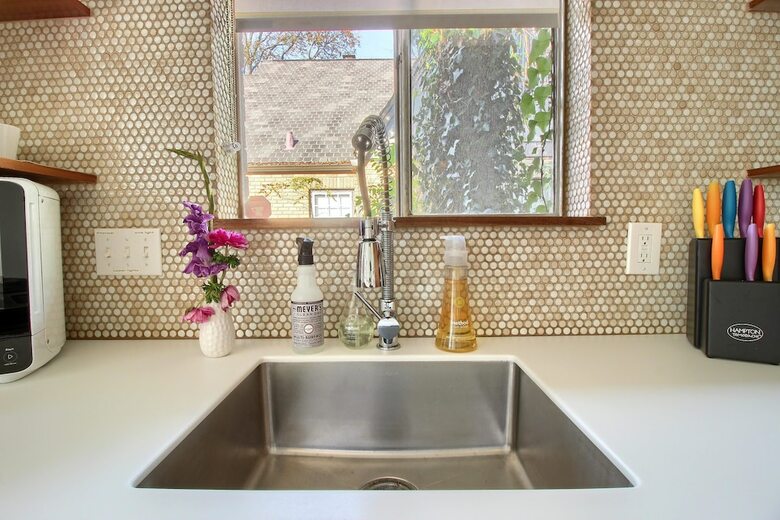 Travis Heights Modern I