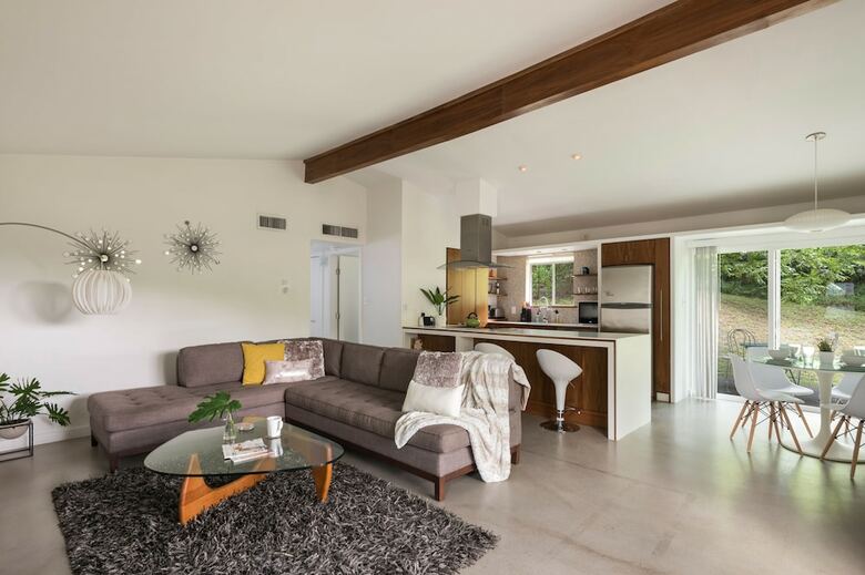 Travis Heights Modern I