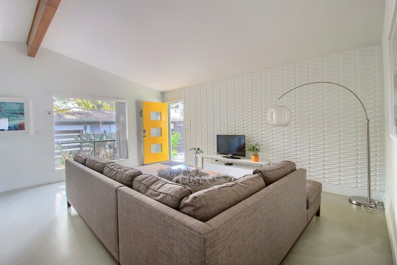 Travis Heights Modern I