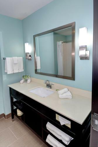 Hotel Holiday Inn Express Stassney Heights