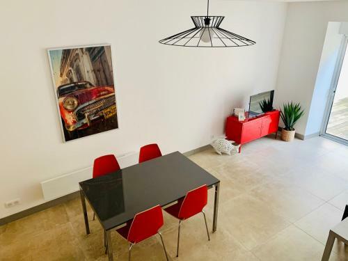 Maison Design En Plein Centre De La Rochelle