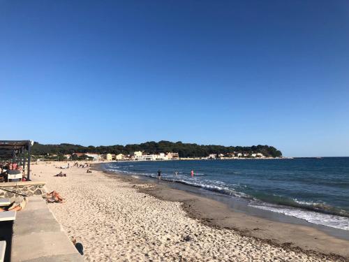 Apartamento Studio Bord De Mer (wifi + Netflix)