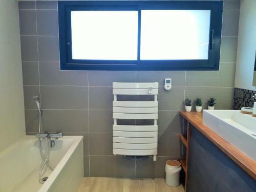 Maison Piscine Chauff�e - Port Ostr�icole Huttiers