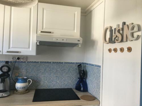 Maison De Pays � 2 Pas De La Mer Et Du Centre
