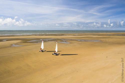Maison De Pays � 2 Pas De La Mer Et Du Centre