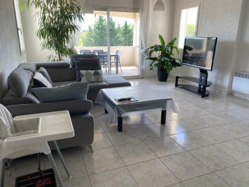 Hostal Sous Les Oliviers Ard�chois