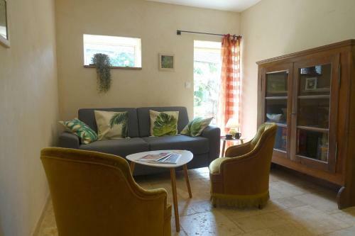 G�te Des Quatre Chemins