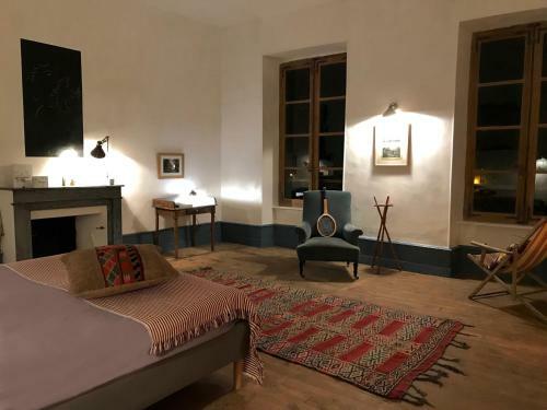 Bed & Breakfast Maison Cha-ri-va-ri