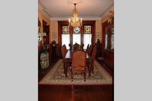 Experience Living In An 1882 Victorian Home.