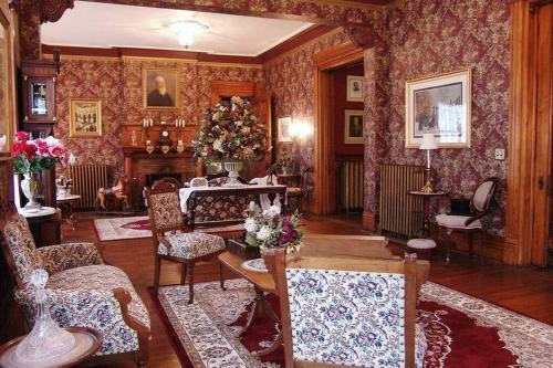 Experience Living In An 1882 Victorian Home.
