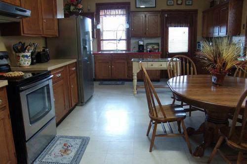 Experience Living In An 1882 Victorian Home.