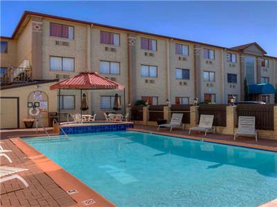 Hotel Orangewood Inn And Suites