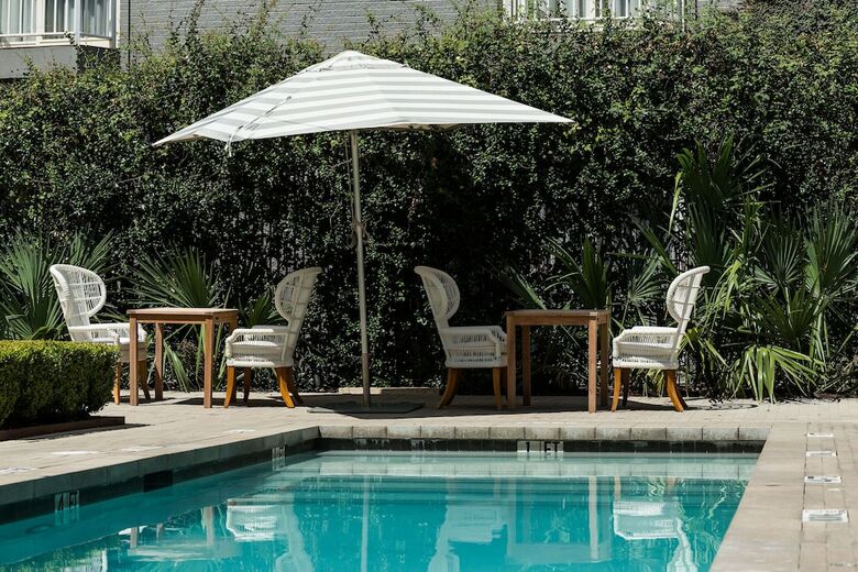 Hotel Ella