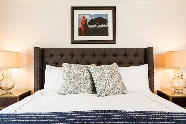Hotel Ella