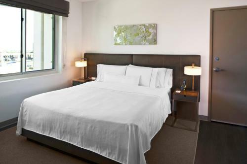 Hotel Element Dfw North