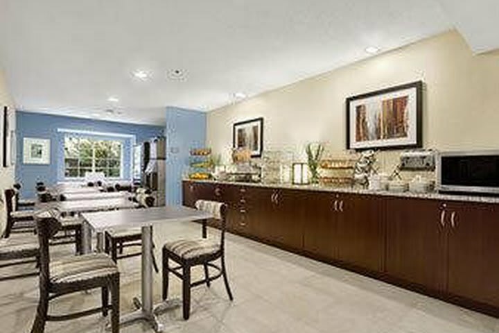 Hotel Microtel Inn & Suites - Greenville
