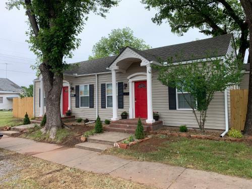 The Cozy Hibernation Station In Chickasha, Ok!