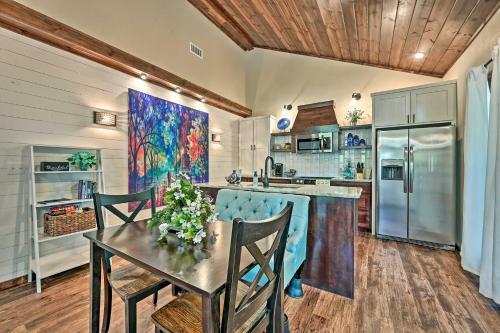 Apartamento Broken Bow Couples Retreat With Fire Pit And Bbq!