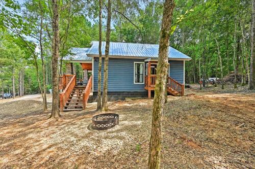 Apartamento Broken Bow Couples Retreat With Fire Pit And Bbq!