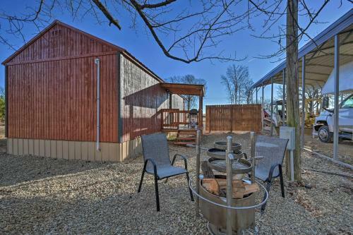 Apartamento Couples Retreat Woodsy Broken Bow Studio!